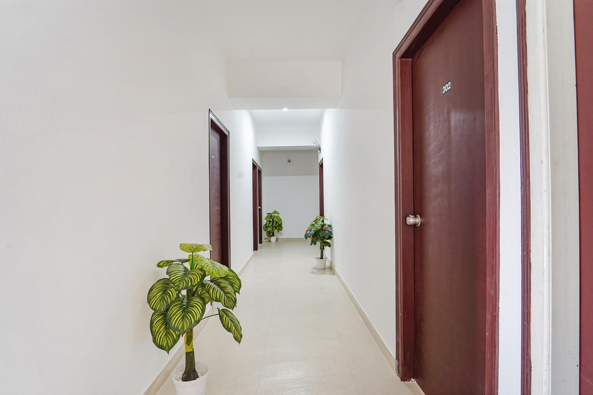 Fabhotel Metro Suites - Nr Esi Hospital Бенґалуру Екстер'єр фото
